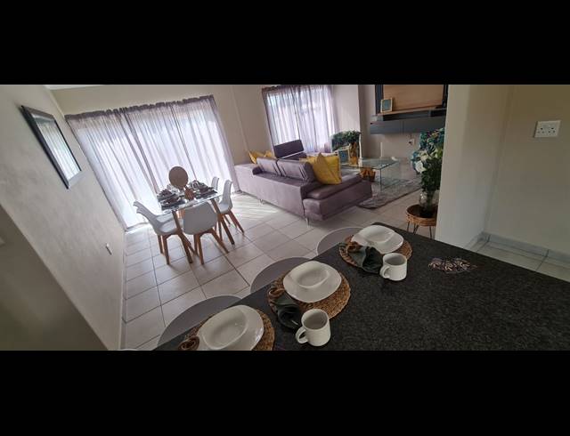 3 BEDROOM FREEHOLD FOR SALE IN WATERKLOOF HILL ESTATE